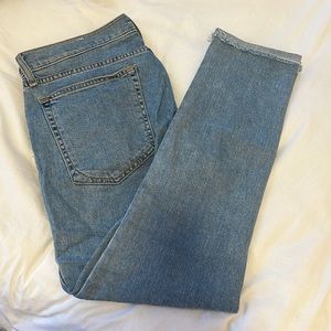 Rag & bone medium rise light wash skinny/straight jeans